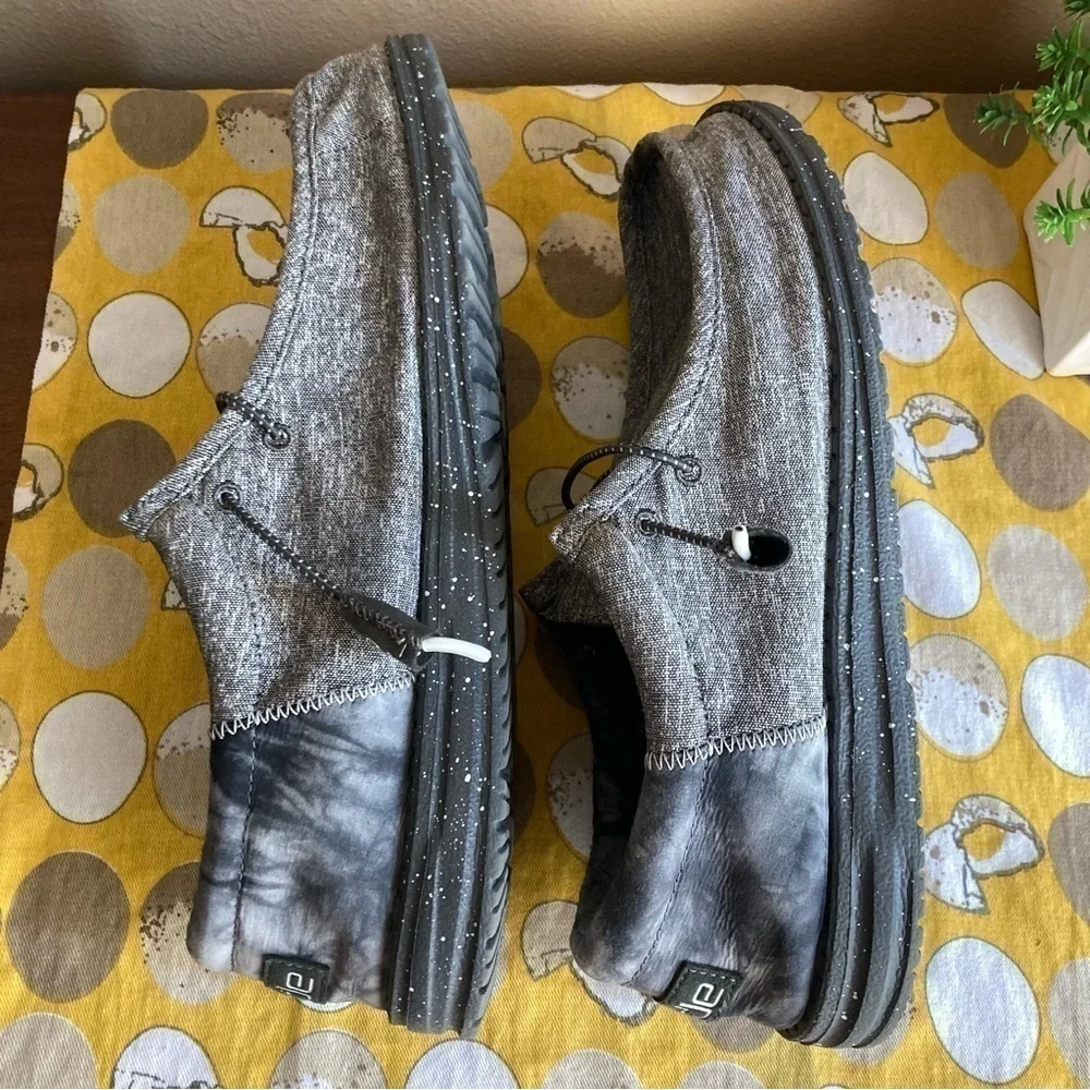 Hey Dude Raven gray tie dye Men’s shoes size 11